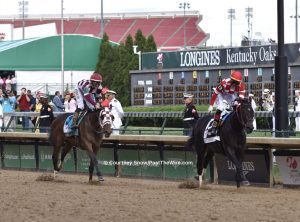 Serengeti Empress wins the 2019 Kentucky Oaks