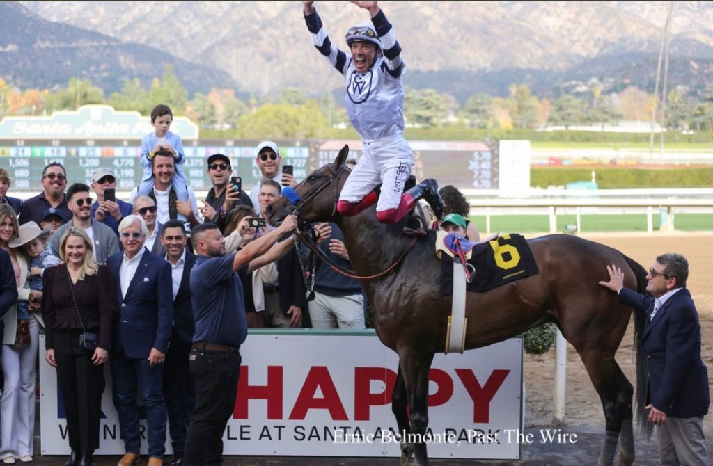 Frankie, the flying dismount, Ernie Belmonte, Past The Wire