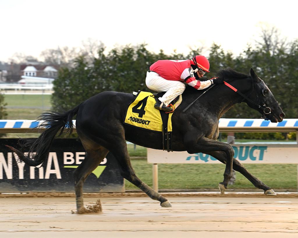 General Banker sails in the NYSSS Great White Way. (Susie Raisher)