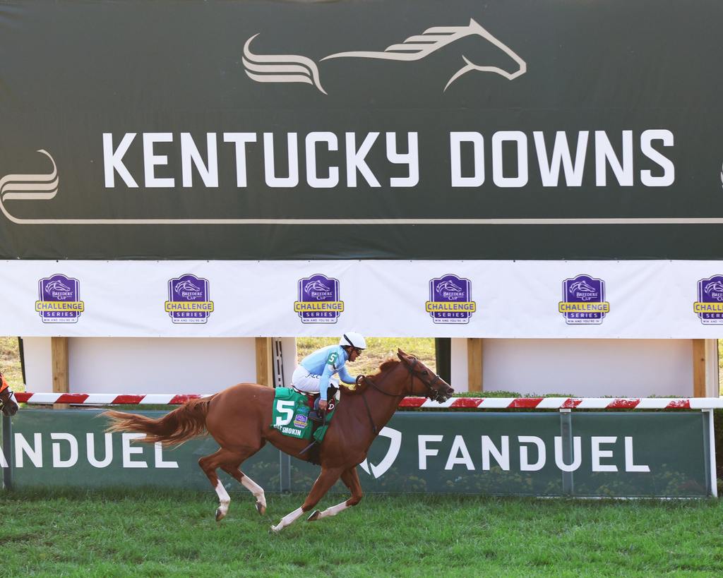 Get Smokin winning the 2023 Kentucky Turf Cup. (Coady Photography)