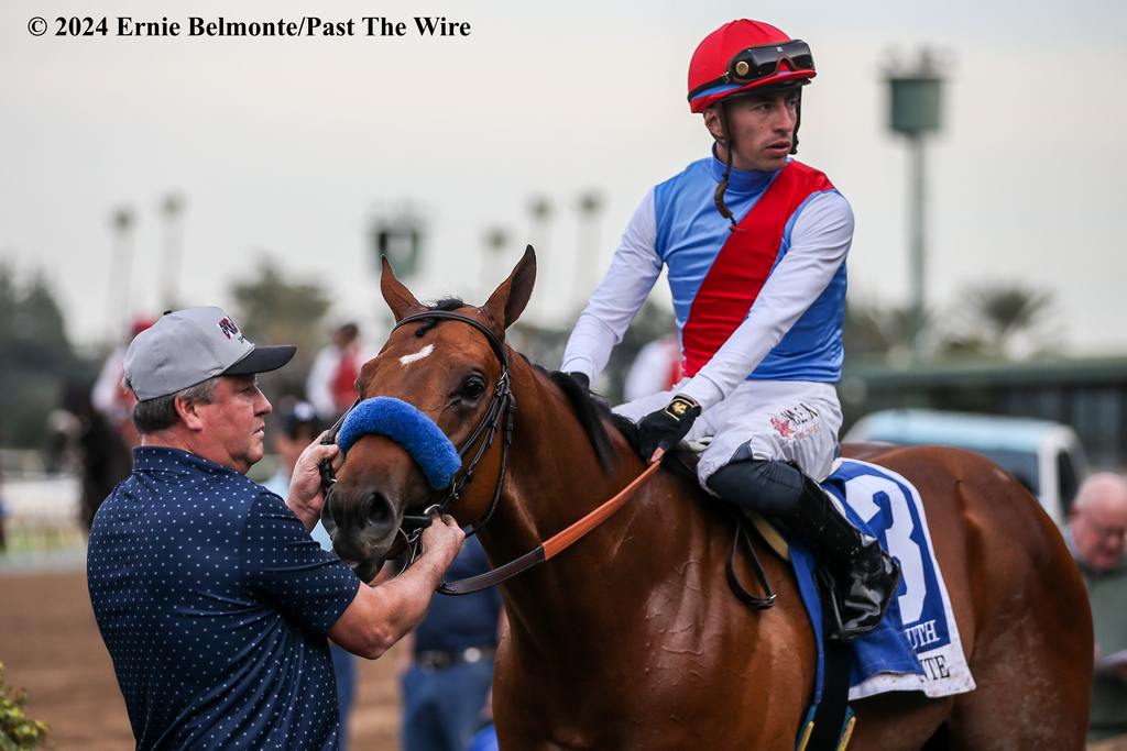 Muth with Juan Hernandez up after their assertive victory. (Ernie Belmonte/Past The Wire)