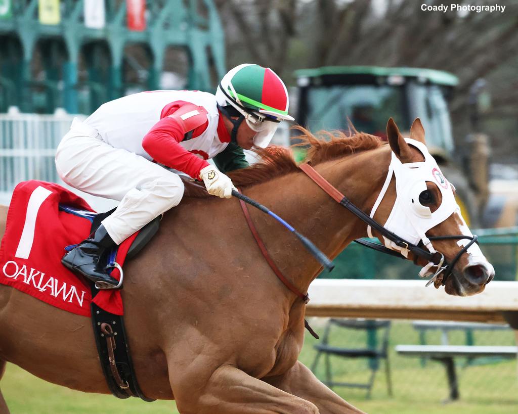 Promise Keeper scoring the Fifth Season Stakes at Oaklawn Park Jan. 27, 2023. (Coady Photograph/Holly Smith)