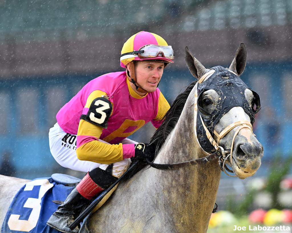 Davis and Tapit Trice scoring the Woodward.(Joe Labozzetta)