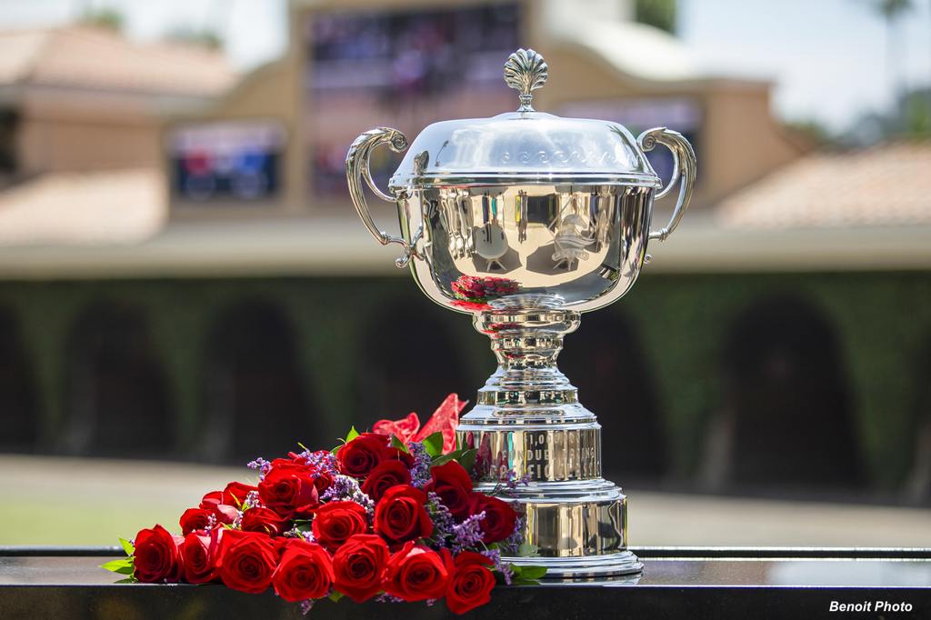 Pacific Classic trophy. (Benoit Photo)