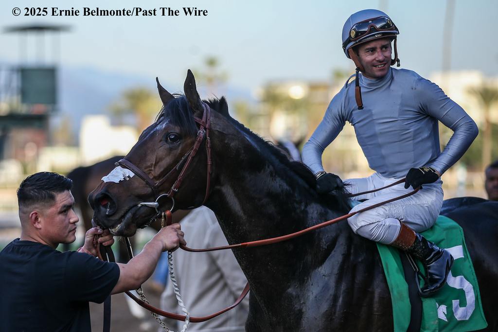 Prat all smiles after the victory. (Ernie Belmonte/Past The Wire)