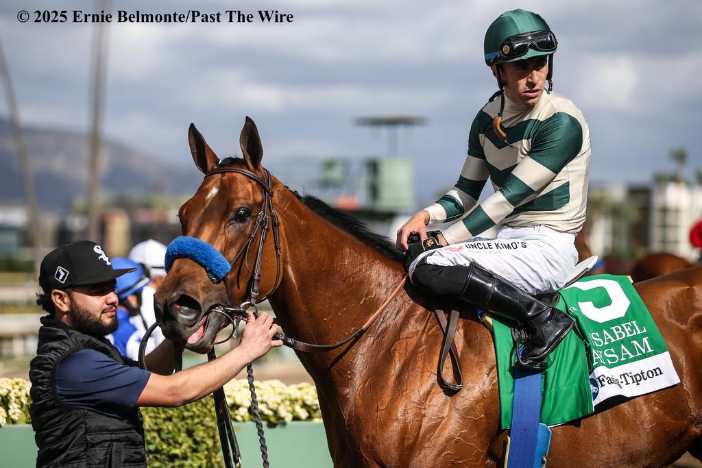 Juan Hernandez aboard Maysam. (Ernie Belmonte/Past The Wire)