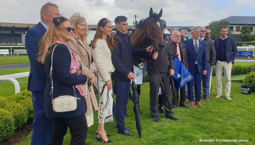 Porta Fortuna surrounded by winning connections at The Curragh. (Breandán Ó hUallacháin photo)