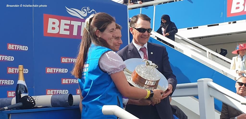 Winning groom Siobhán Bergin, jockey Ryan Moore and trainer Aidan O'Brien celebrate. (Breandán Ó hUallacháin photo)