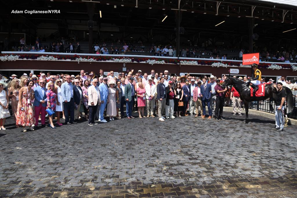 Ewing with his people. (Adam Coglianese/NYRA)