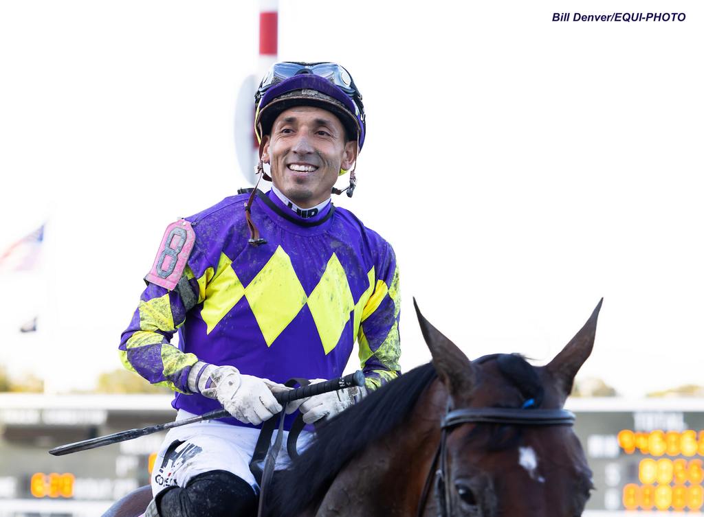 An elated Berrios. (Bill Denver/EQUI-PHOTO)