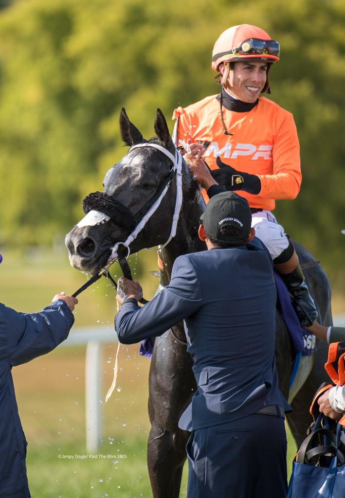 Irad Ortiz Jr. and Shisospicy head to the winner’s circle. (Courtney Snow/Past The Wire)