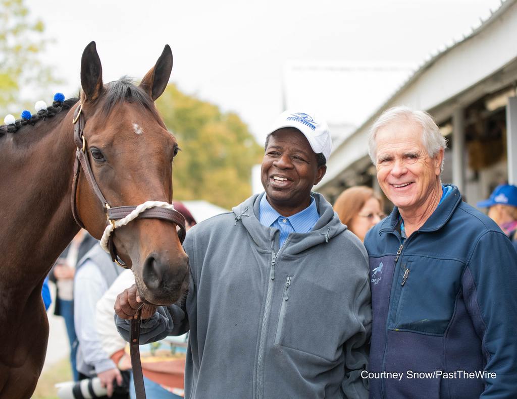 Thorpedo Anna with painter Robert Clark (right) and groom Cordell Anderson. (Courtney Snow/Past The Wire)