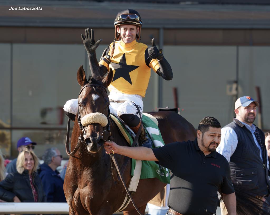 Flavien Prat gets number 6 on the day with Cugino. (Joe Labozzetta)