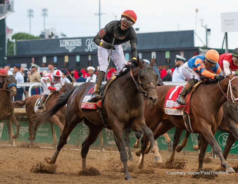 Golden Tempo rolls to the front to take Kentucky Derby 152, Courtney Snow/Past The Wire