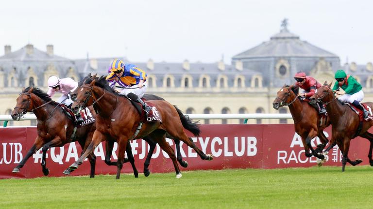 Constitution River and Ryan Moore win the Qatar Prix du Jockey Club (Photo: Zuzanna Lupa)